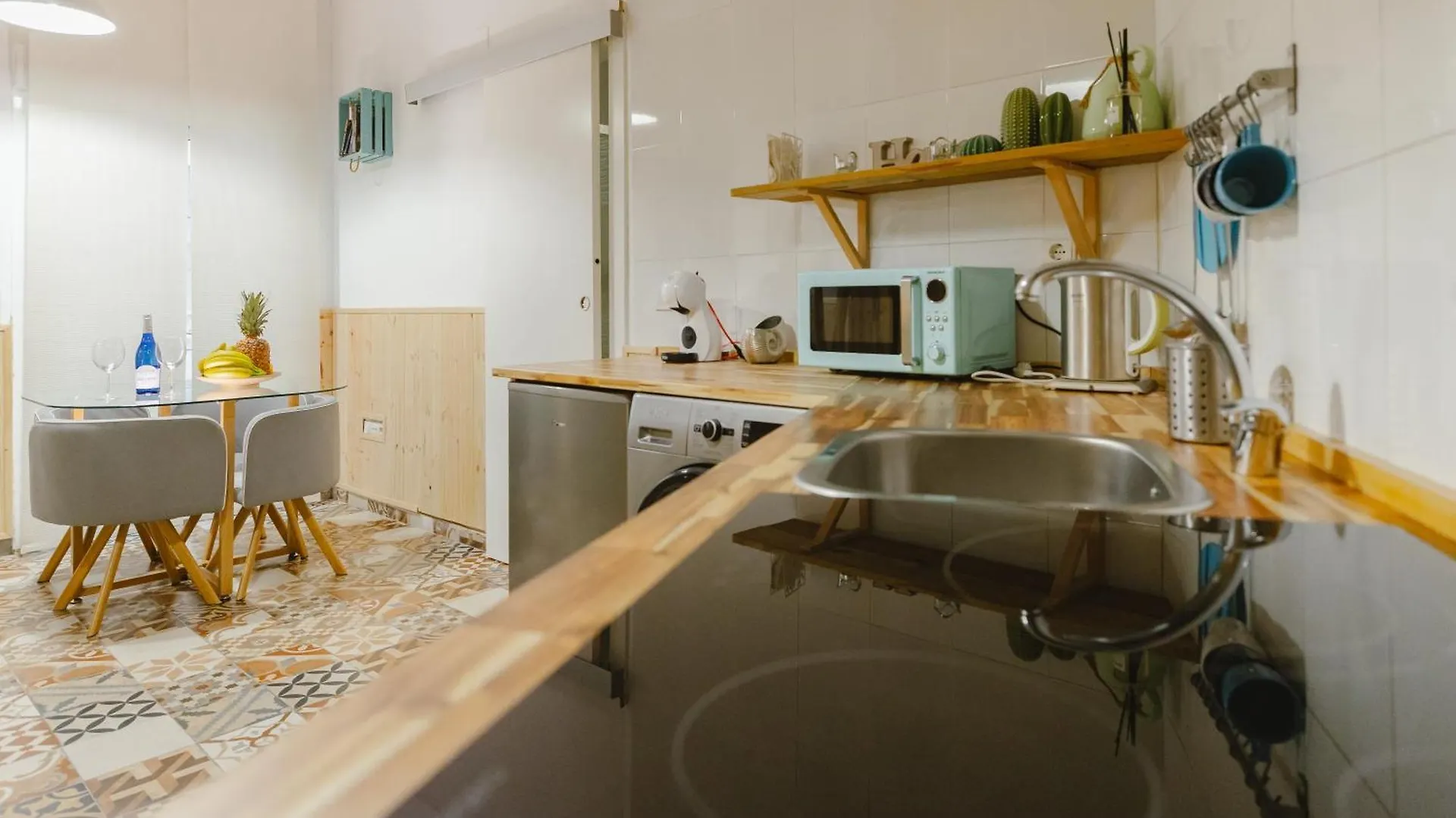 Letsmalaga - Lovely Studio In Malaga Centre